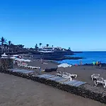 Gibshouses Playa Bastian