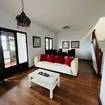 Casa Lola