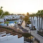 Flamingo Beach Resort