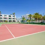 Modern Apartment With Prime Location