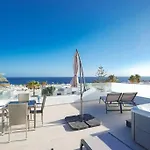 Rooftop Sea View With Jacuzzi And A/C