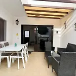 Pelicano Club 303 - 2 Bedroom Apartment In Puerto Del Carmen, Lanzarote