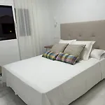 Moderno Apartamento Cerca Al Mar