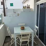 Spacious Apartment In Arrieta With Terrace