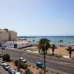 Arrecife Playa, Centrico Cerca De La Playa