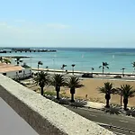 Arrecife Playa, Centrico Cerca De La Playa