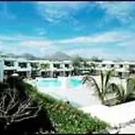 Riu Olivina Coral
