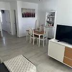 Los Gracioseros Apt 207