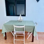 Apartamento Con Amplia Terraza En La Playa