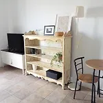Quintero Suites