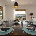 Villa Dedalos - A Luxury Large Villa With A Heated Pool In Puerto Calero