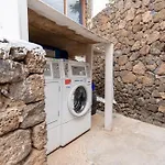 Relaxing Upper Floor Apartment- Exclusive Complex.