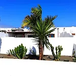 Villa Nitho - Heated Pool, Panoramic View, Privacy