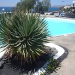 Las Tabaibas