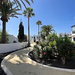 Casa Mo, 2 Bedroom Apartment Close To The Beach