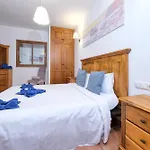 Casa Elin-Shared Pool, Fast Wifi