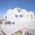 Villa Renata With Private Heated Pool And Hot Tub