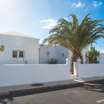Villa Leonor By Villalia