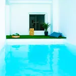 Vibesol Pool Heated House