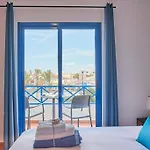 Villa Maria Del Mar 2 Minutes To Supermarkets, 10 Minutes To Marina Rubicon, Pool, High Speed Wifi