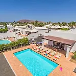 Villa Yaiza By Villa Plus