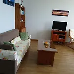 Sounds Of The Sea Apartment