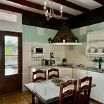 Villa Tenike