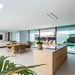 Villa Arena