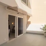 Flora - Panasco Suites