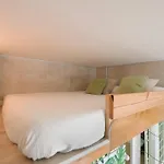 Vista Blanca Room 6