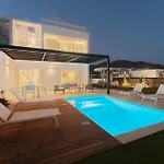 Villa Menta Relaxing Corner In Front Of The Ocean