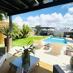 Kalufa Surf House