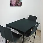 Apartamento De 2 Habitaciones En Arrecife
