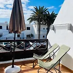Apartamento Con Amplia Terraza En La Playa