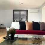 Villa Jaira
