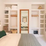 Lanzarote Beach Apartments, Casa Bruna