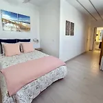 Paradise Room Near The Beach