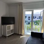 Lara Luna