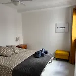 Casa Con Terraza En La Plazuela