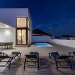 Casahost Fontaine Bleue Villa