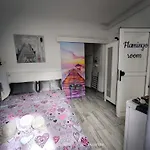 Habitacion Flamingo, Entrada Privada Y Bano Privado En Suite By Flamingo House, No Fumadores