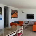 Daidas Beach House With Hot Whirlpool In Famara
