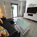 Sunny Corner Apartment