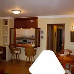 Apartamentos El Charcon