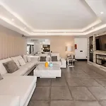 Casa Lua Blanka