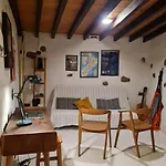 Luana House