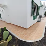 Marysol 1 Apartment With Terrace Close To The Sea