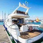 Lanzarote Yacht Hotel