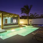 Dreams Villa Suites