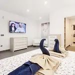 Dreams Villa Suites